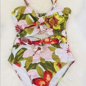 🆕 One piece bathing suit